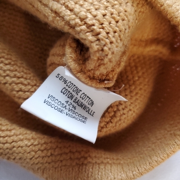 Brandy Melville Halter Knit Tank - Mustard - Picture 5 of 7